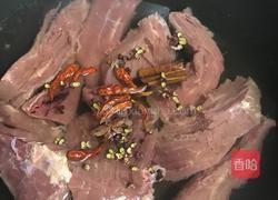 秘制麻辣牛肉酱的做法图解2