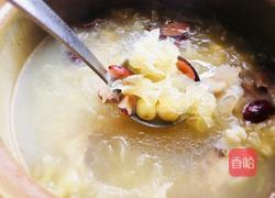 莲子雪耳筒骨汤（清润补钙）的做法图解8