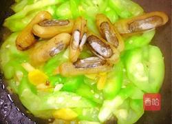 丝瓜炒蛏子的做法图解5