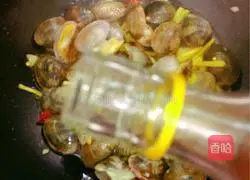 Illustration of how to stir-fry clams 5