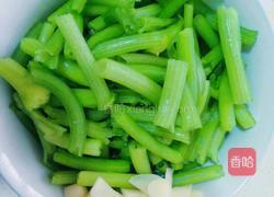 清炒南瓜藤的做法图解3