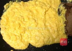 鸭蛋黄土豆丝的做法图解6