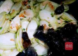 毛豆木耳烧丝瓜的做法图解7
