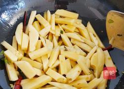 芹菜土豆条的做法图解4