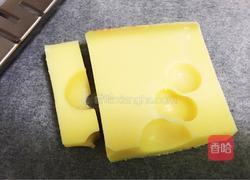 埃曼塔奶酪面包的做法图解1