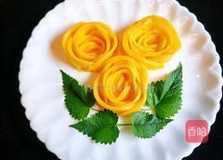 芒果玫瑰花的做法图解1