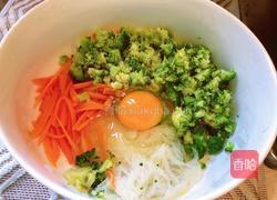 西兰花粉丝煎饼的做法图解5