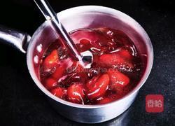 草莓甜心蛋卷的做法图解1