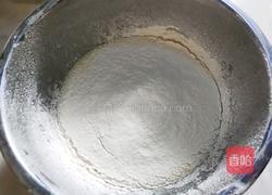 双色可可蛋糕卷的做法图解6