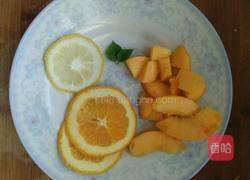 黄桃香橙果茶的做法图解2