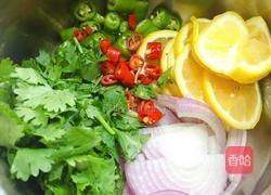 凉拌鸡爪（网红版）的做法图解2