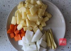 羊肉炖土豆的做法图解1