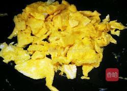 青椒火腿炒蛋的做法图解5