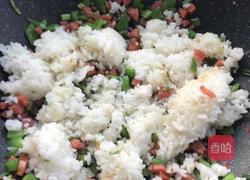 蛋炒饭的做法图解6