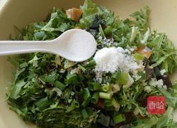 皮蛋拌苦菊的做法图解8