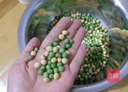 什锦炒豆的做法图解1