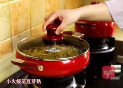 芝士飘香的辣白菜炒五花肉豆芽饭，还要再来一碗！的做法图解14