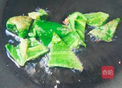 鸡蛋炒方便面的做法图解5