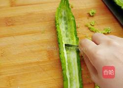 凉拌雪碧苦瓜的做法图解2