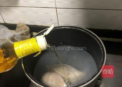 凉拌鸡胸金针菇的做法图解2