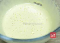 蛋黄溶豆的做法图解3