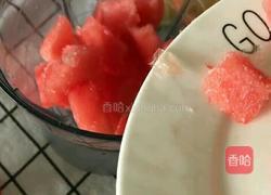 西瓜沙冰气泡水的做法图解3