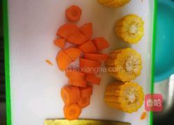 玉米萝卜排骨汤的做法图解3