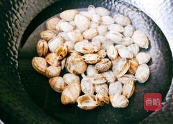 家常香炒蛤蜊的做法图解3