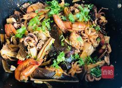 牛蛙海鲜麻辣香锅的做法图解11