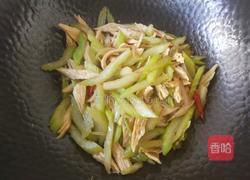西芹炒腐竹的做法图解10