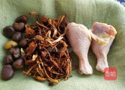 柳树蘑菇烧鸡肉(加板粟版)的做法图解2