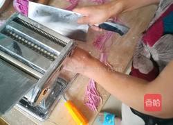 火龙果面条的做法图解7