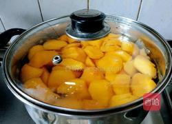 黄桃罐头的做法图解4