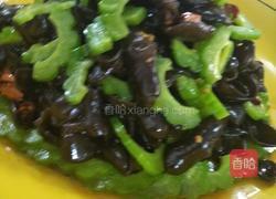 苦瓜拌秋耳的做法图解3