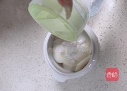 川贝冰糖雪梨的做法图解3