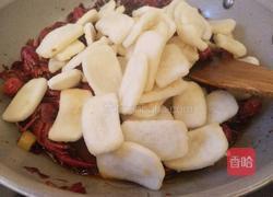 小龙虾烧年糕的做法图解12