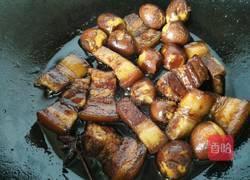 鹌鹑蛋烧肉的做法图解10