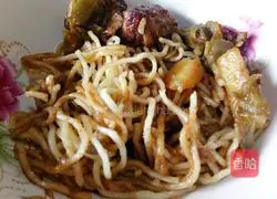 Illustration of the recipe of Braised Pork Ribs and Bean Noodles 8