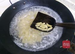 西红柿奶油螺旋意面的做法图解2