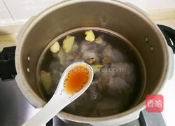 淡菜蛹虫草海带骨头汤的做法图解7