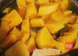 Sea Coconut Chestnut Coconut Milk Papaya Seed Chicken Soup Recipe 8