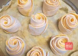 南瓜玫瑰花卷的做法图解3