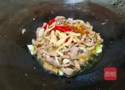 Illustration of how to make shredded pork with pickled pepper and chives 8