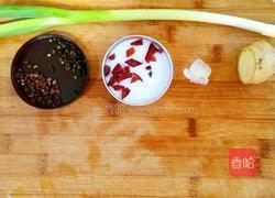 秘制鸡爪的做法图解2