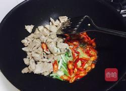 蘑菇烧肉的做法图解4