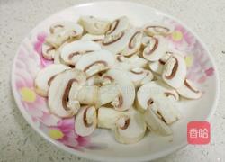 平底锅蘑菇鲜虾披萨的做法图解5