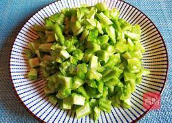 苦瓜炒鸡蛋的做法图解4