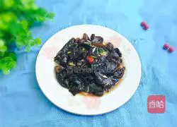 Illustration of how to make green onion, garlic paste and black fungus 10