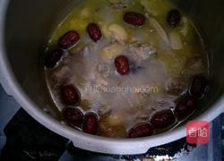 鸡肉排骨墨鱼汤的做法图解4