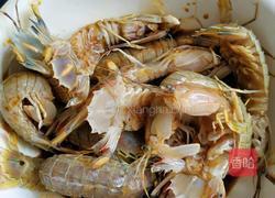 香酥皮皮虾的做法图解1